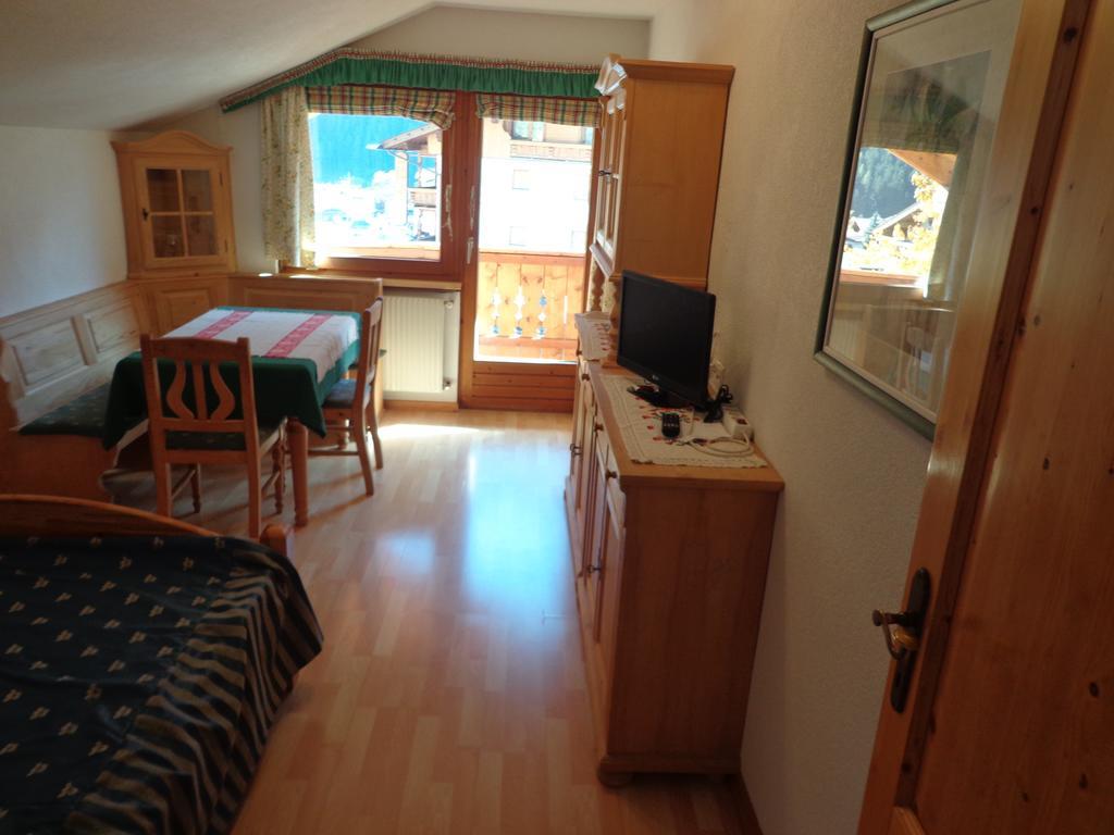 Apartmán Sterzingerhof Neustift im Stubaital Pokoj fotografie